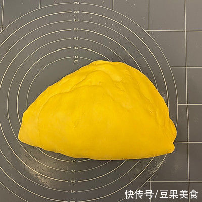 2g鸡蛋|可爱到爆的牛奶面包卷