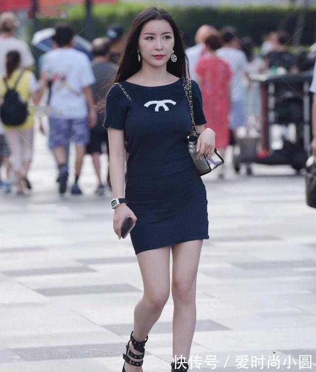 高跟鞋 两件套连衣裙,可以搭配短袖,清新秀丽!