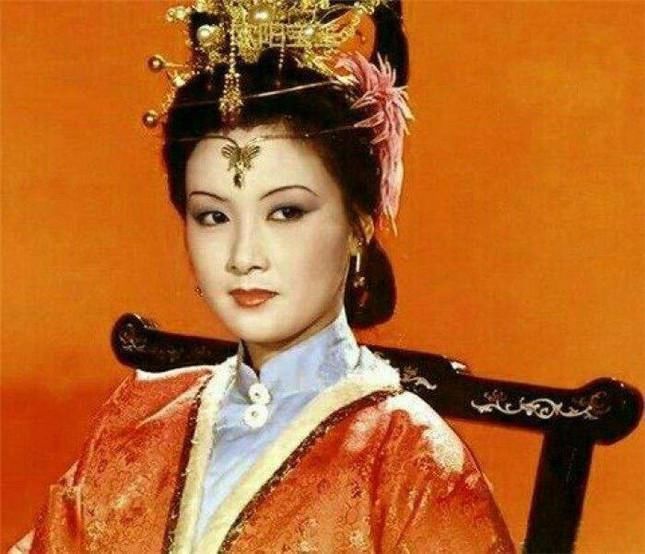 马道婆|红楼梦：怪不得王仁会卖掉巧姐，你看王熙凤做了什么事？