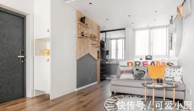 阳台|一家三口住,客厅不放沙发茶几,把阳台抬高,93㎡的家简约漂亮!