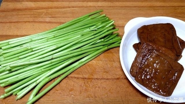 成人|9成人不吃这菜，4元1斤很便宜，痰多老咳嗽就吃这菜，1天见效