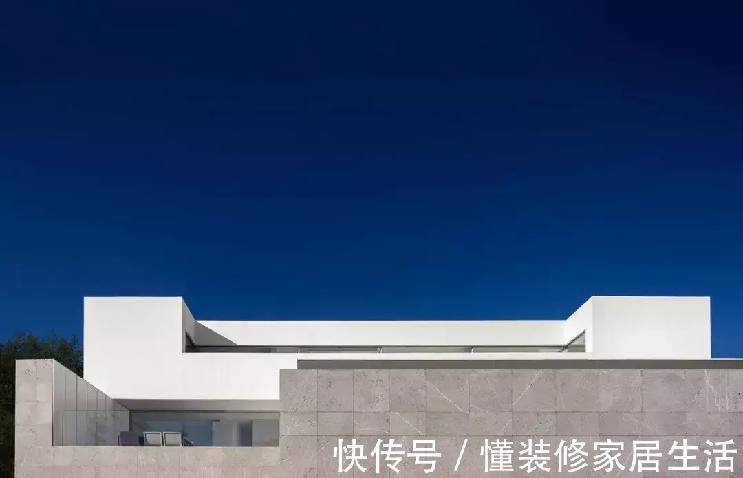 私密性|美爆了，极简主义别墅，真走心