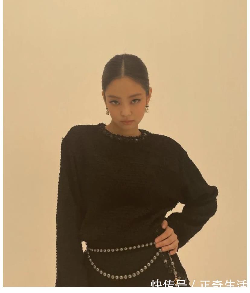 特征|女人脸上有这两种特征,是公认的耐看型,不化妆也很美