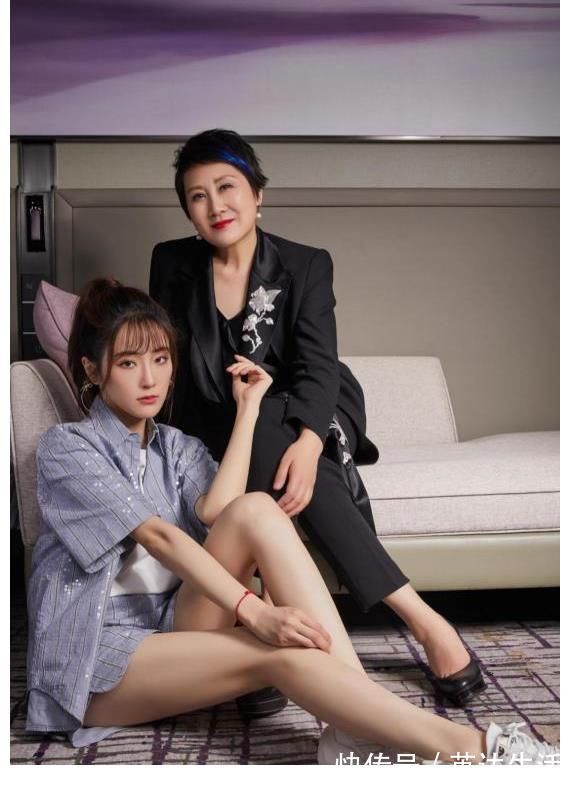 张可盈《妈妈你真好看》实力助阵妈妈凯丽，原创rap被夸全场最佳