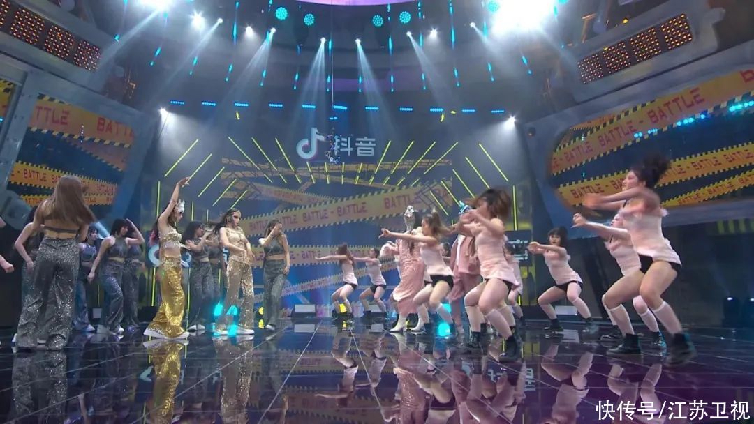 全场|《蒙面舞王》首场淘汰赛结果揭晓，炸裂舞台燃爆全场