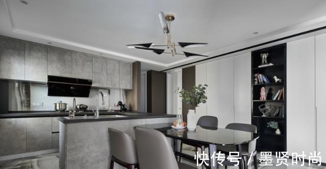 沙发墙|这是我见过最新潮的家,悬空电视墙,沙发墙、走廊极致利用,聪明!