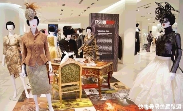 麦昆|麦昆设计的终极收藏家Gaga花75万找她买裙子,贝嫂最想赢的女人