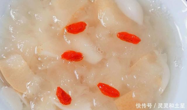 步骤|原来银耳挑错了,怎么煮都不会出胶!牢记3个步骤,辨别出胶银耳