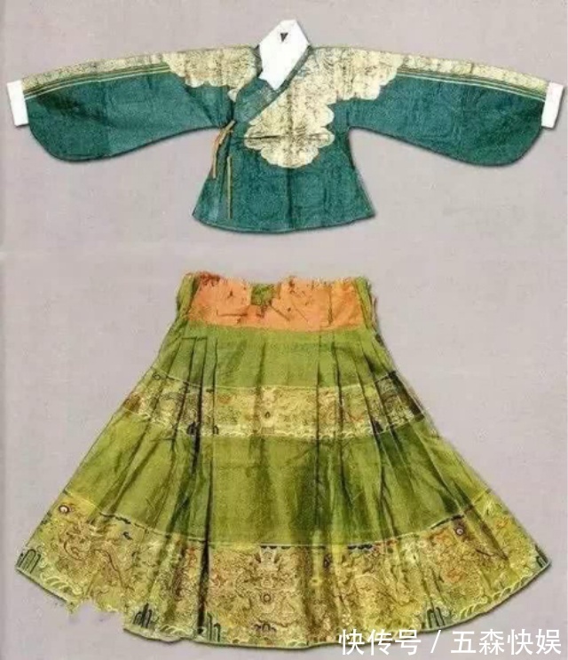 国风$还在追欧美潮流你out了,国风汉服才是现在最时髦的潮流趋势