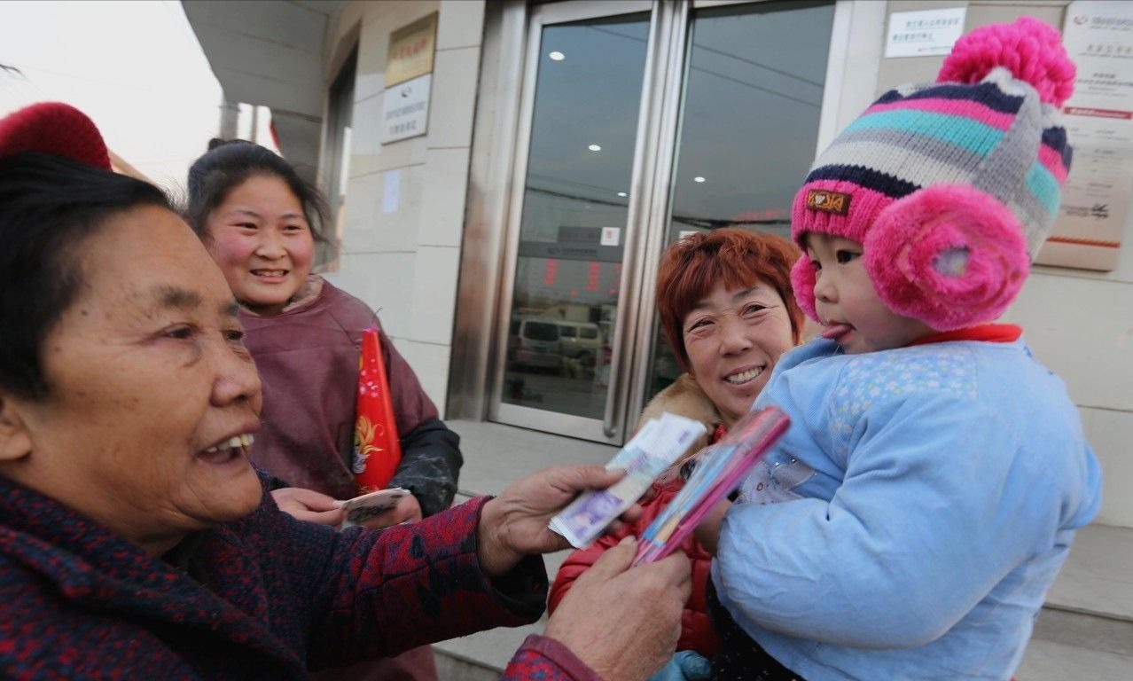 大红包|初二大舅哥给我娃5000压岁钱，他家2个娃怎么给？网友的回答亮了