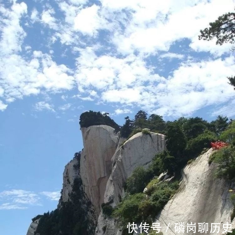 华山|华山像一条盘踞的苍龙，雄伟巍峨，让我们共同来走进这如此美的风景！