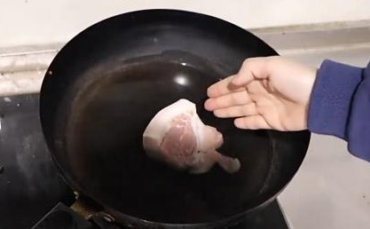 炖肉|不管炖什么肉,“两种东西”不要放,难怪你炖的肉质腥柴不入味!