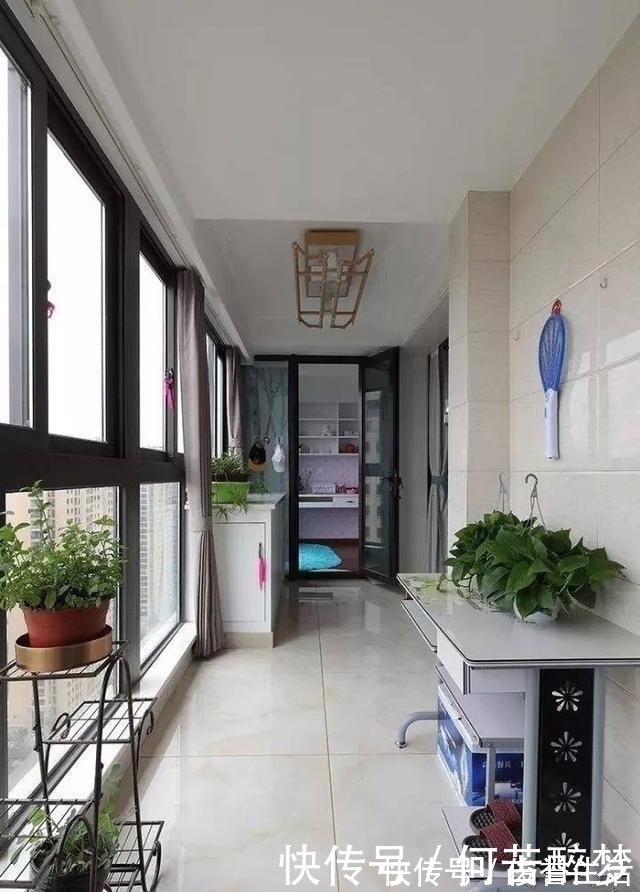 草地|原来阳台还能这样铺砖,太漂亮了,一看就喜欢