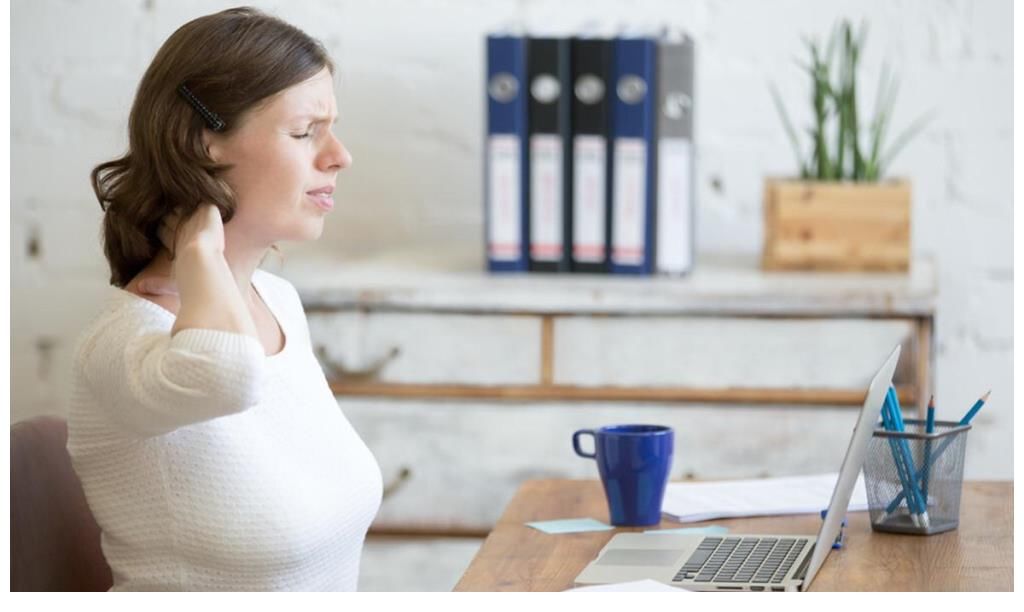 卵巢|更年期的女性身材容易发胖，专家：或与这三个原因有关，劝你趁早避开
