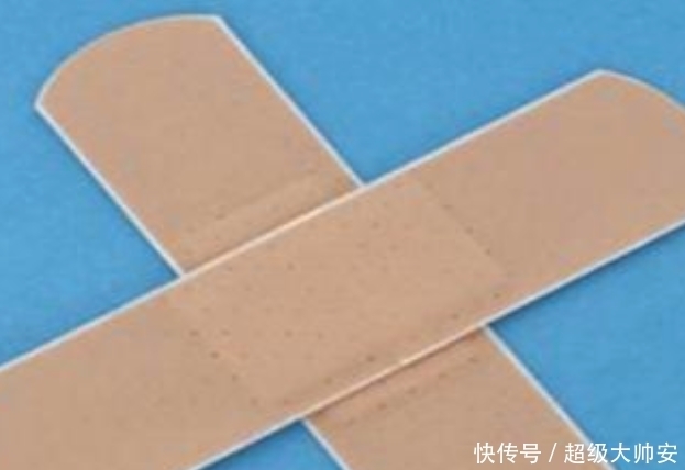 创可贴不仅仅可以包扎伤口!教你创可贴的4种生活妙用,值得尝试