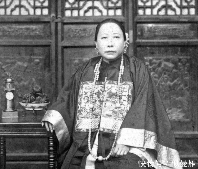 干脆|哥哥太穷妹妹太丑，两人干脆结婚，生下一子天下闻名