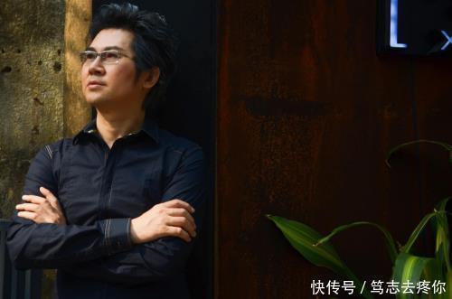 时光|柏霖新作·时光一念岁末《初》发——《初-柏霖》单曲近日上线