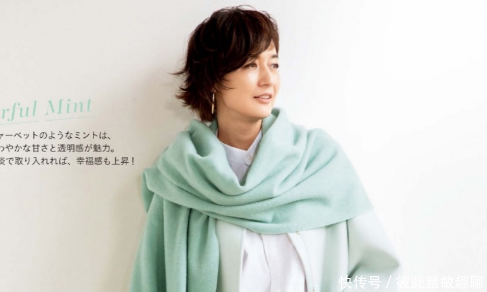 老年人|谁说老年人只能烫小卷?这几种大卷发型时髦减龄,也非常适合老人