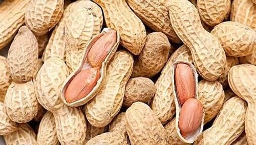 花生加此物一起煮，頭發黑了，睡眠好了，皮膚更細膩！