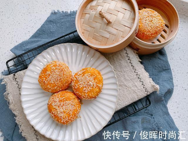 千层饼|南瓜的这个做法火了,加点芝麻,营养丰富,外酥里软比面包还好吃