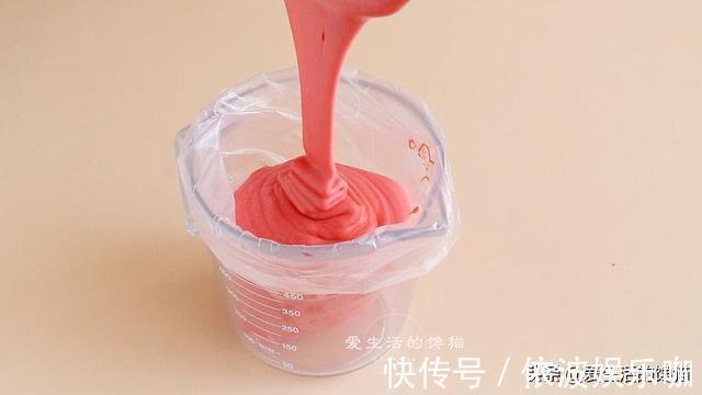 玉米油|治愈系高颜值蛋糕卷，香甜柔软超好吃，做法简单，小白也一次成功