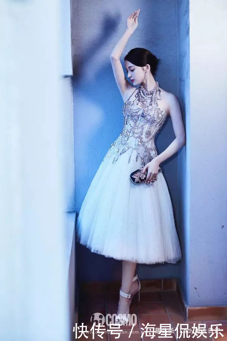 梨花烫|娜扎的各种造型堪称教科级演示!丸子头搞怪又清纯,短发有女人味