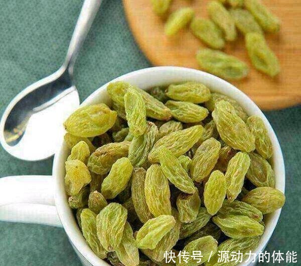 绝配|葡萄干和它是绝配，等于天然“补血库”，气血双补，脸色更红润