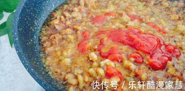 在家做口感绝佳的咖喱餐包，美日早餐必备，这个做法好吃极了！