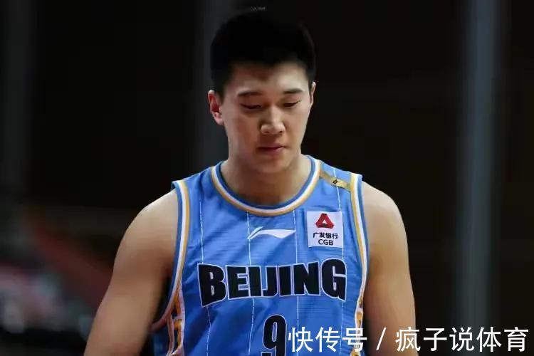 首钢|北京首钢输球输人,林书豪的作用不如吉布森,球队老迈未来堪忧!