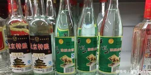 牛栏山|明明是酒精勾兑酒为什么标注“陈酿”15元一瓶牛栏山二锅头喝的人还不少!