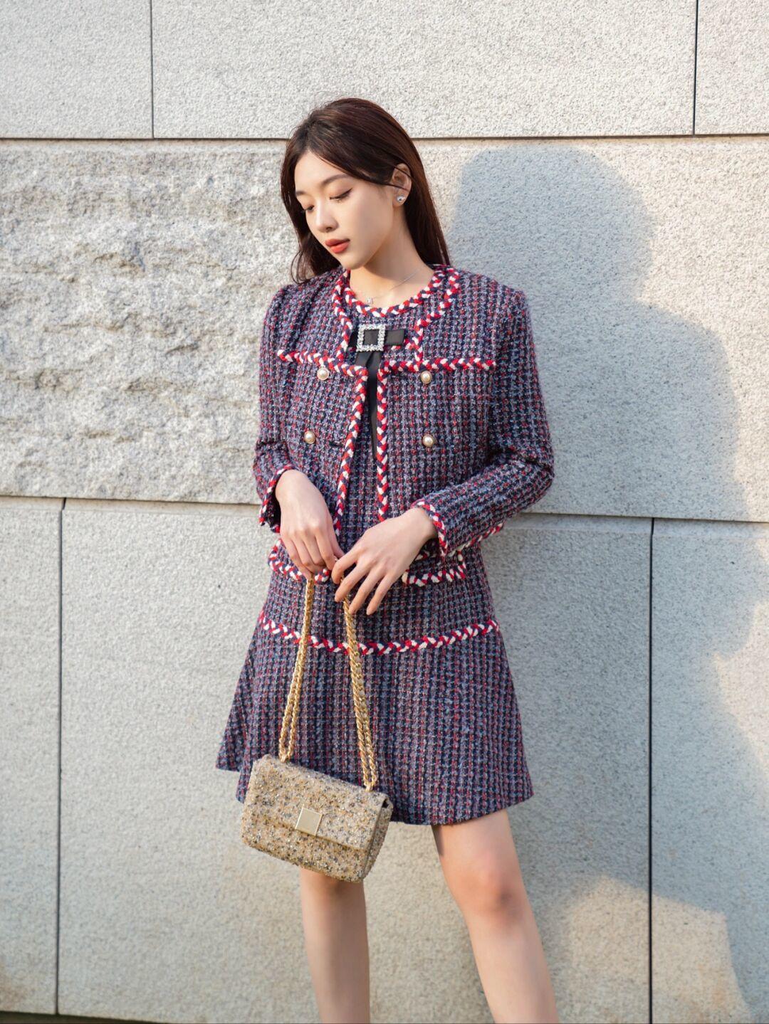 小香风|如果你是精致女人,就不能错过“小香风套装”,照着穿就有好气质