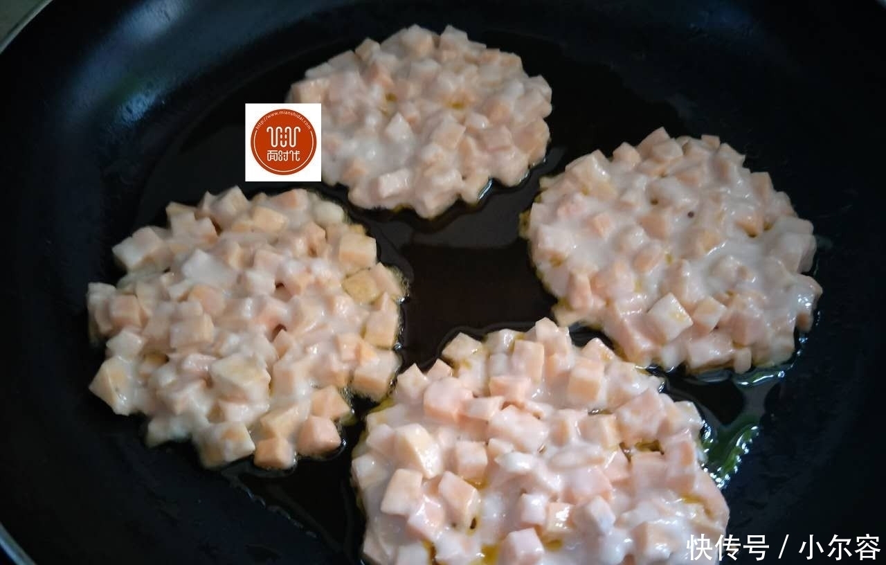 红薯不用蒸不用煮,告诉你一个新吃法,简单易学,超好吃!
