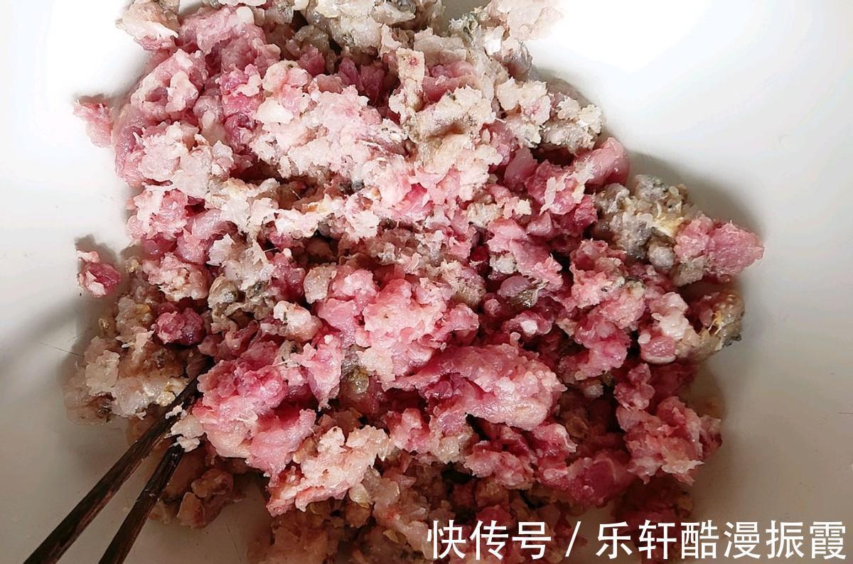 搅拌均匀|它是入秋“第一鲜”,用来包饺子,又鲜又嫩,家人吃不够