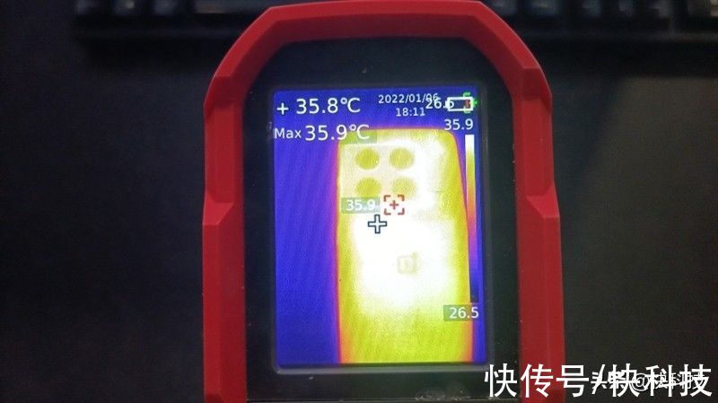 一加手机|原神只有40℃！一加10 Pro首发评测：最强性能旗舰 还不烫手