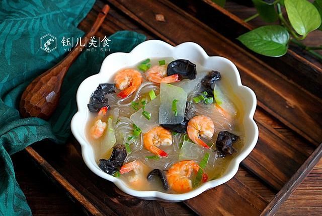 鸡精|入秋后,天气干燥,这7道汤水味道鲜美又营养,女人更要多喝