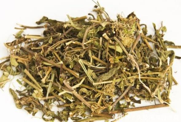 女性朋友|40岁后的女性，容易气血不足3味中药经常喝，抗衰老显年轻