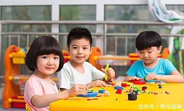 老师发的照片当中有车厘子,孩子却说只吃到了苹果,家长不淡定了