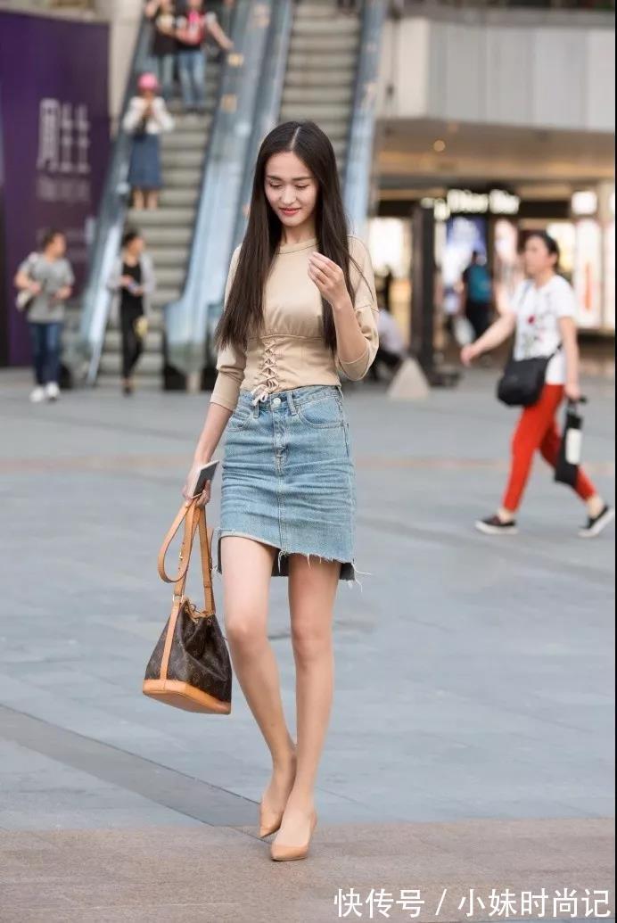 穿搭 街拍路人,简约又不输个性气质的穿搭参考,让你美成潮女范
