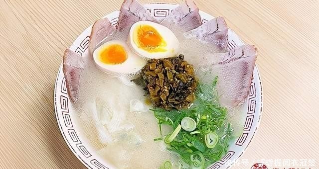 福冈|舌尖上的日本:福冈豚骨博多拉面「长浜ナンバーワン」