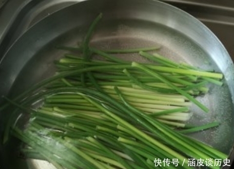 多汁|喜欢吃饺子的别错过这馅,很多人没吃过,鲜嫩多汁,比韭菜馅还鲜