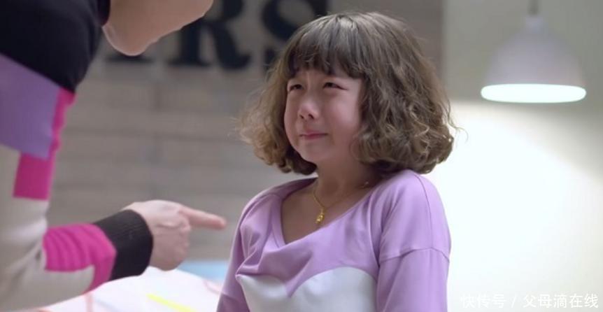 女儿“记仇本”第一页只有6个字，妈妈看后无法淡定：对不起孩子