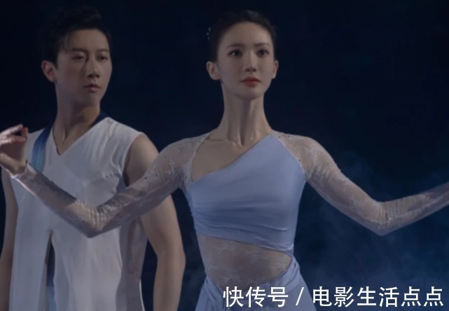 佟丽娅|《舞蹈生》开播引关注，金晨跳舞秀身材，佟丽娅台上台下两种画风