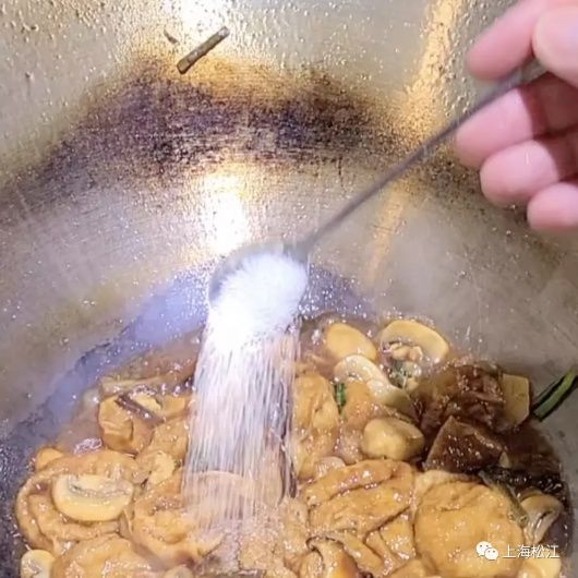 小松|素菜这样做，比肉还好吃！不说了，再添一碗饭！
