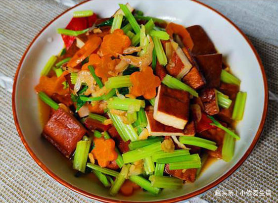 春节过后教你几道清淡开胃的家常菜,少油少盐,家人吃的津津有味