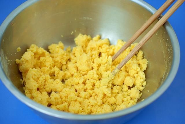 松软|你蒸的玉米面馒头为什么口感发硬、不松软？无非就这3个原因