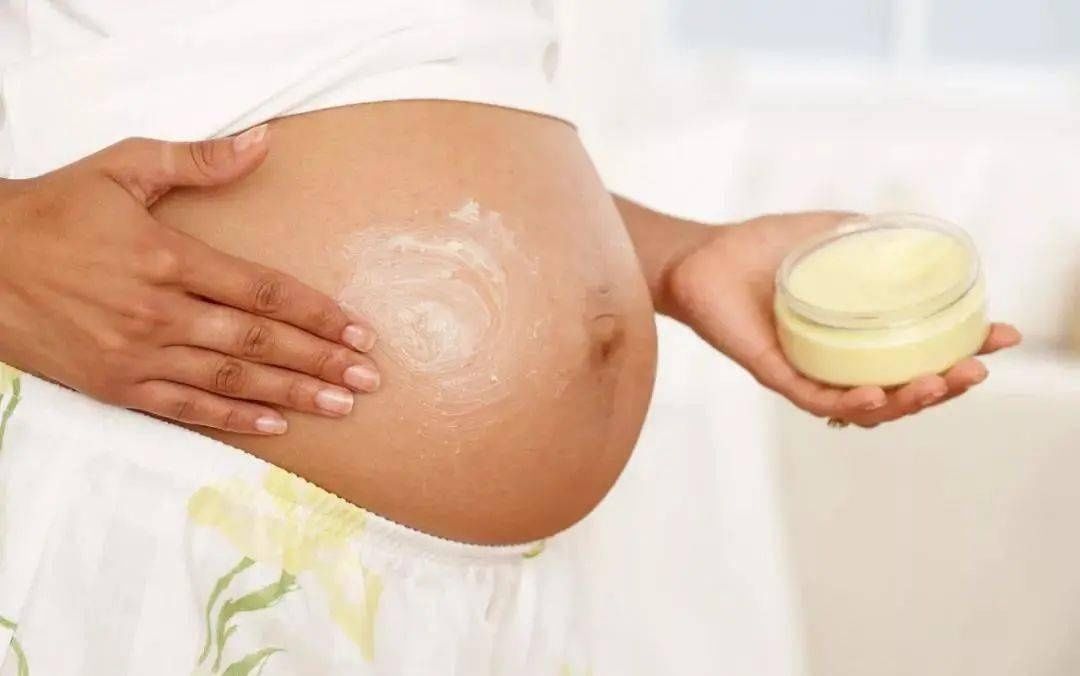 十个妈妈九个长，产后“条纹肚”怎么预防？