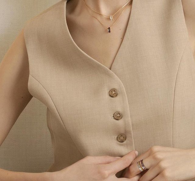 配饰&宝诗龙新一季Quatre配饰:重构装饰元素