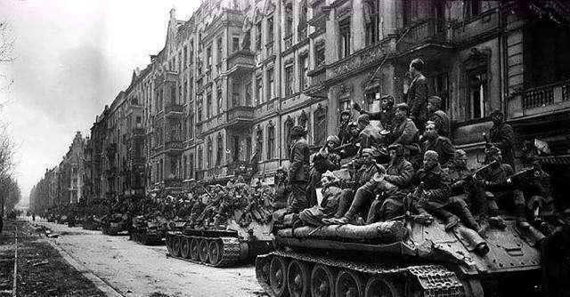 特别|苏军在攻陷德国后，烧杀抢掠，德国到现在都特别老实，而日本呢