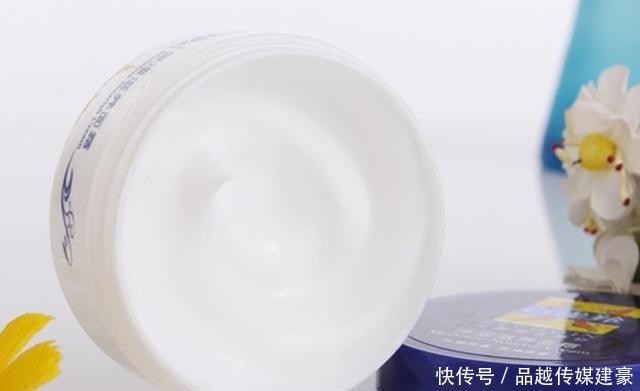 不爱买日韩货的有福了,6款超好用的国货护肤品,个个都是实力派