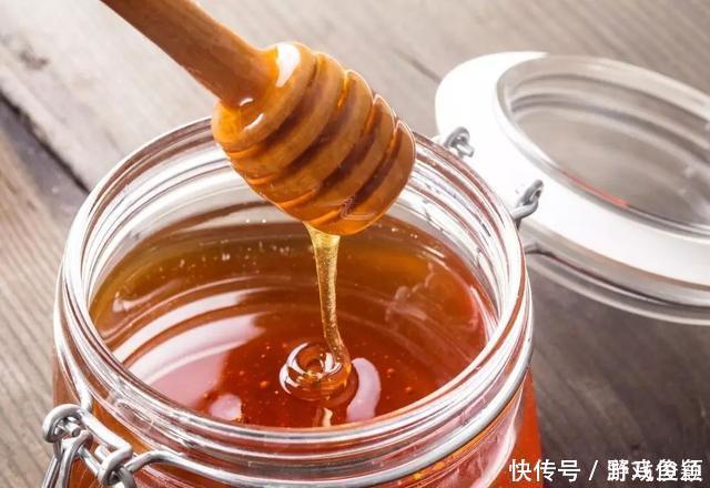 倩倩|医生劝告:宝宝没到2岁前,3种辅食最好少吃,容易拖垮脾胃